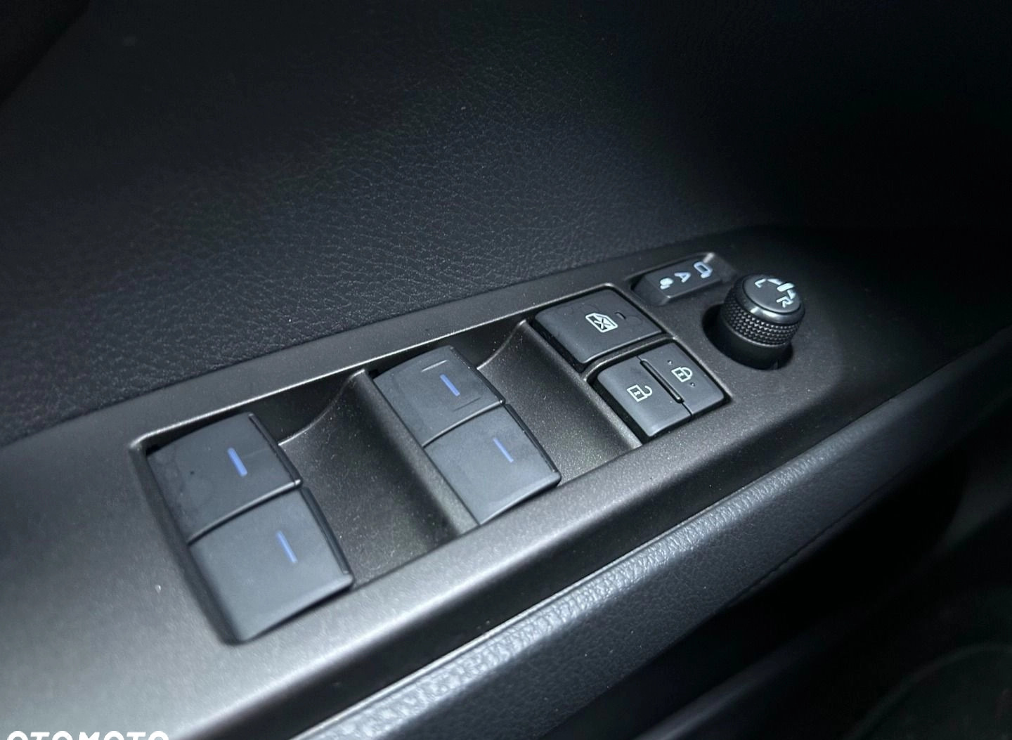 Toyota Camry cena 149900 przebieg: 46936, rok produkcji 2022 z Poznań małe 172
